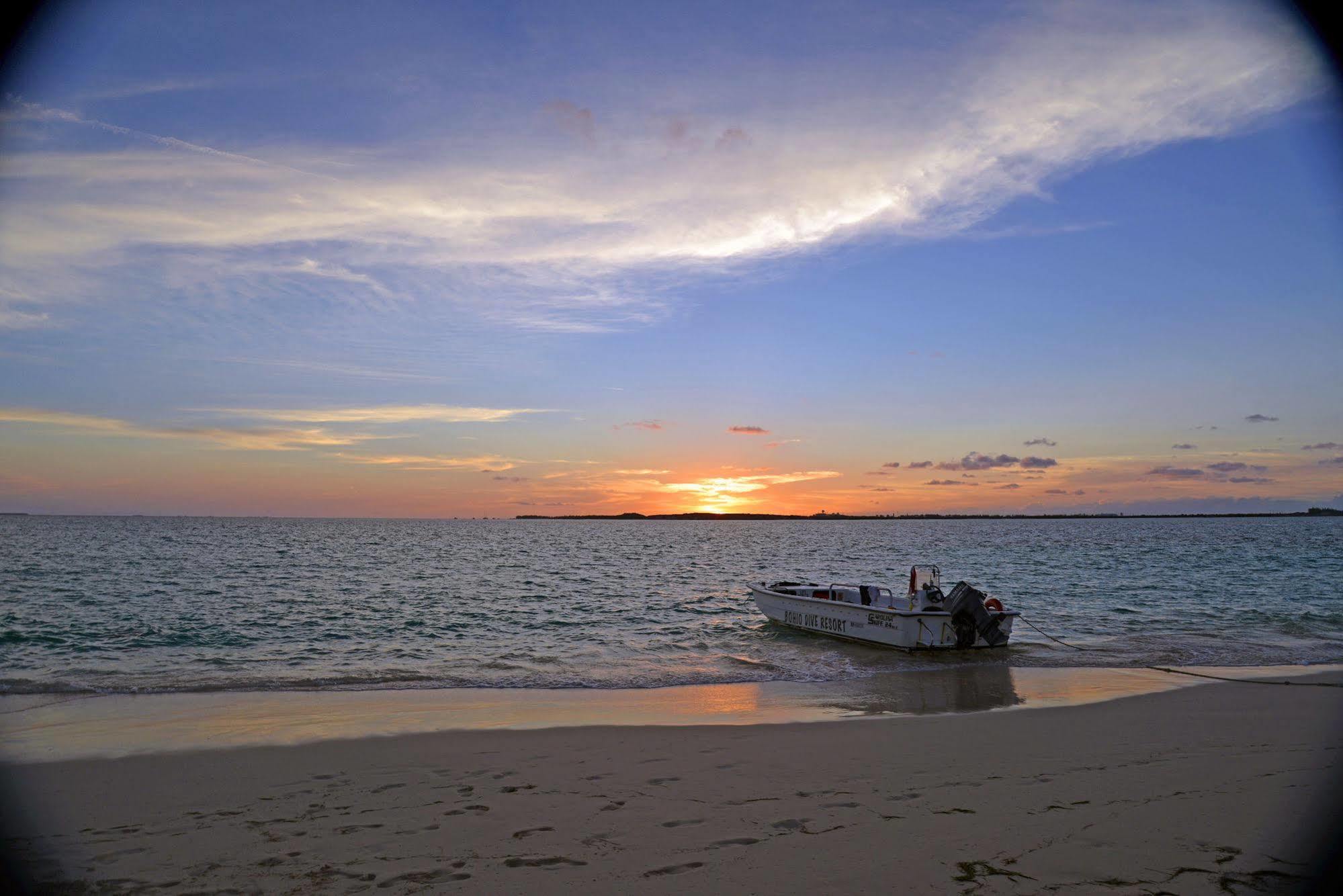 Bohio Dive Resort Cockburn Town Bagian luar foto